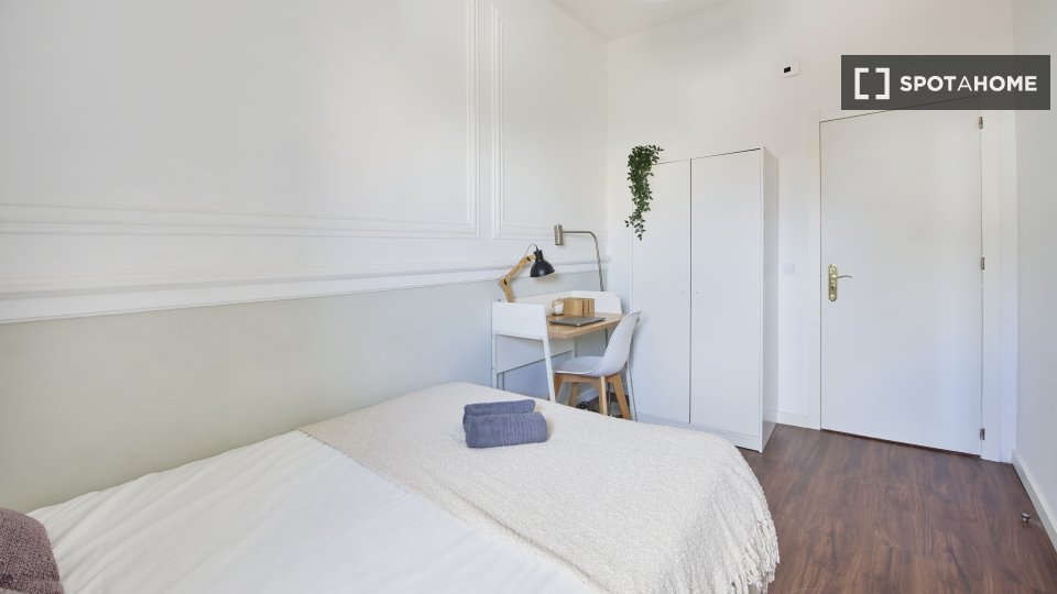 Double room Lisbon, 11 beds — photo 54