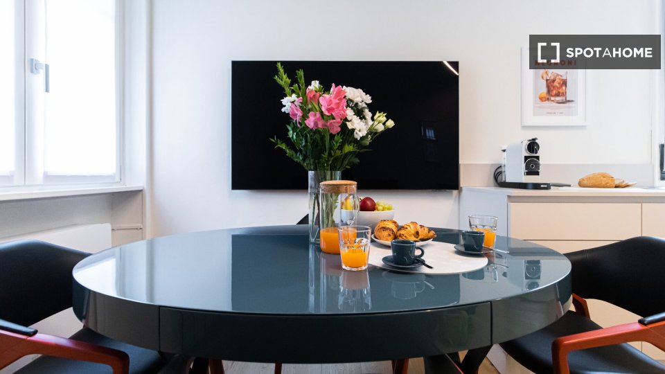 Apartment Milan, 1 bed, 70m² — photo 19