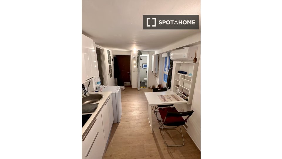 Apartment Milan, 1 bed, 30m² — photo 13