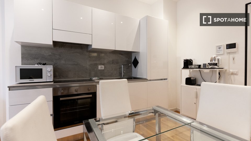 Apartment Milan, 1 bed — photo 3