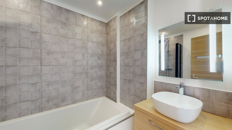 Double room Lille, 12 beds — photo 19