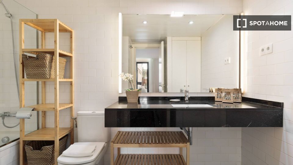 Apartment mono Barcelona, 45m² — photo 3