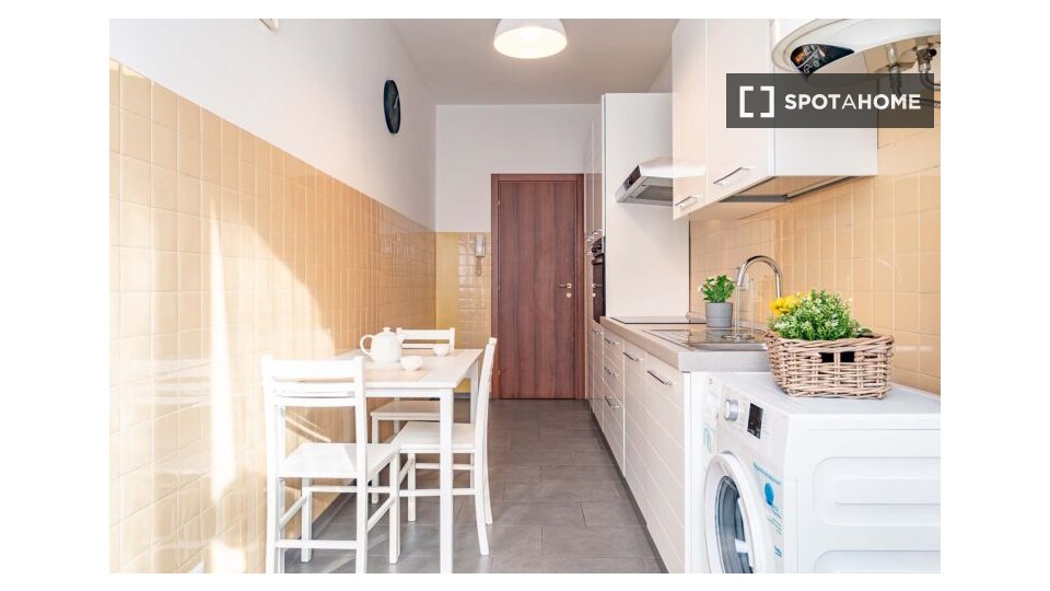 Double room Milan, 5 beds — photo 24