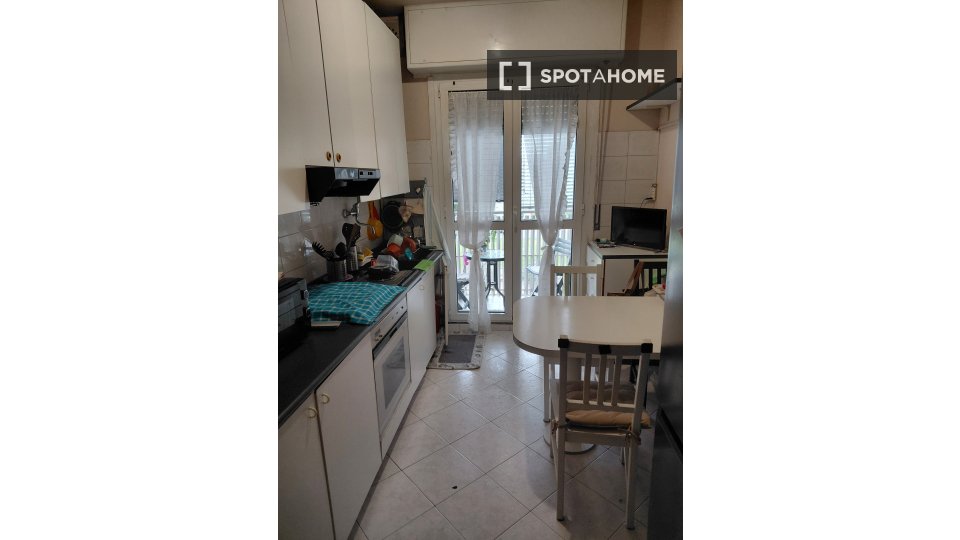 Double room Milan, 1 bed, 90m² — photo 3