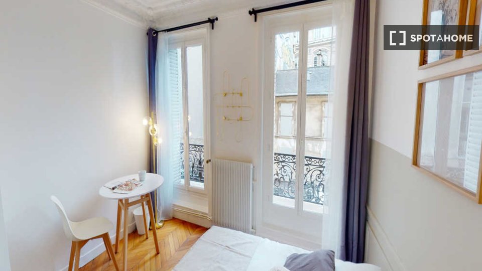 Double room Paris, 4 beds, 90m² — photo 12