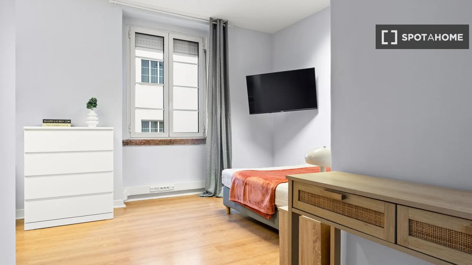Double room Lisbon, 10 beds — photo 10