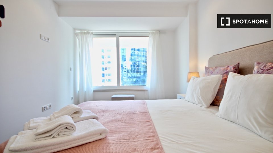 Apartment Lisbon, 1 bed — photo 14