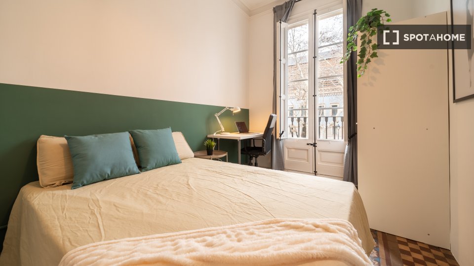 Double room Barcelona, 9 beds, 200m² — photo 8