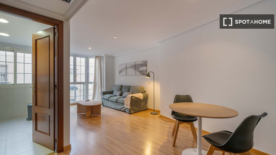 Apartment mono Madrid, 50m² — photo 1