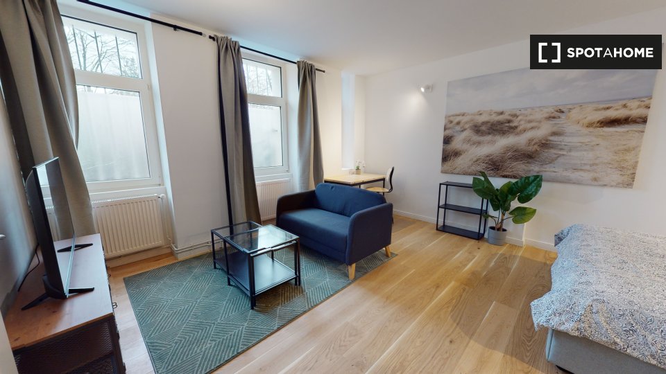 Apartment Berlin, 1 bed, 70m² — photo 14