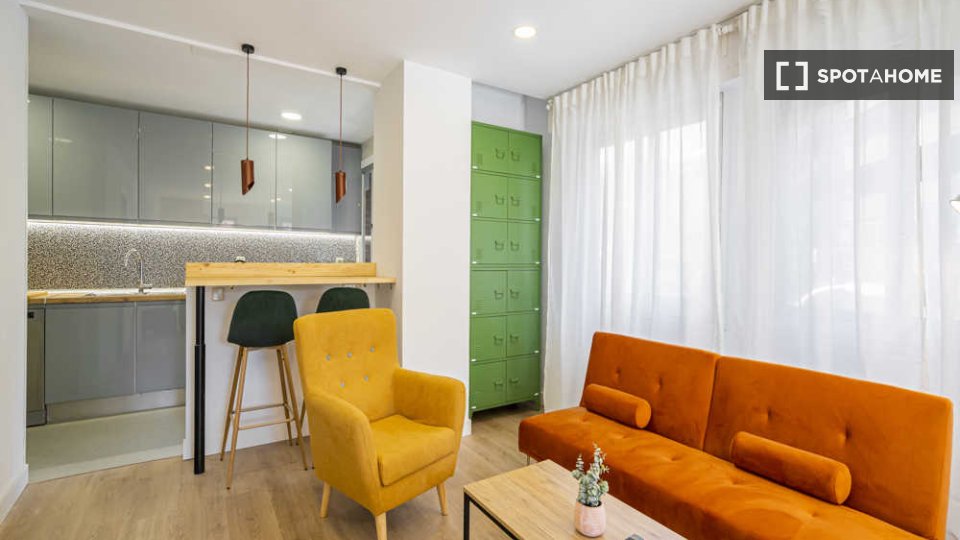 Double room Madrid, 16 beds — photo 51