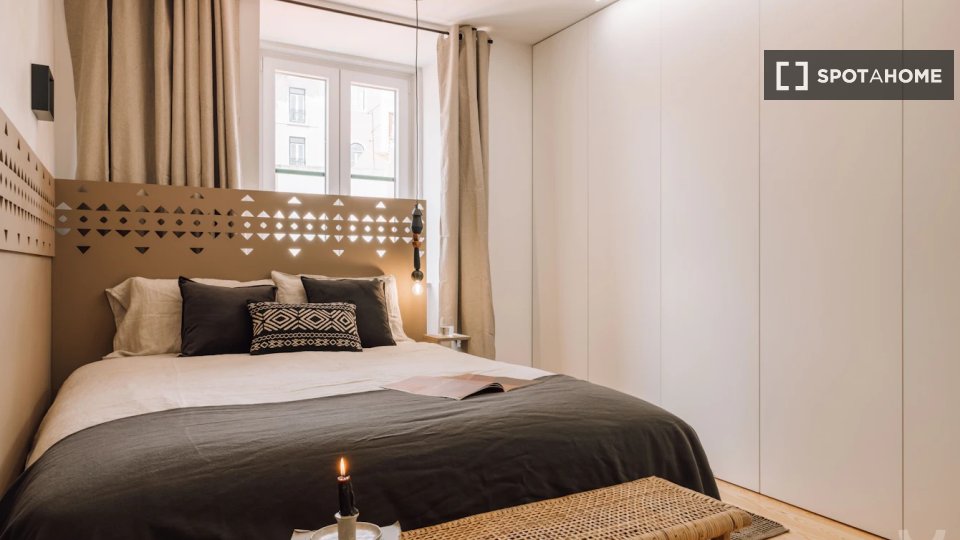 Apartment Lisbon, 2 beds, 117m² — photo 7