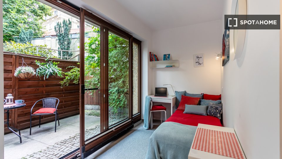 Double room Warsaw, 1 bed — photo 13