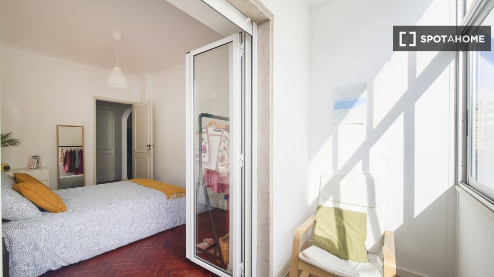 Double room Lisbon, 7 beds — photo 4