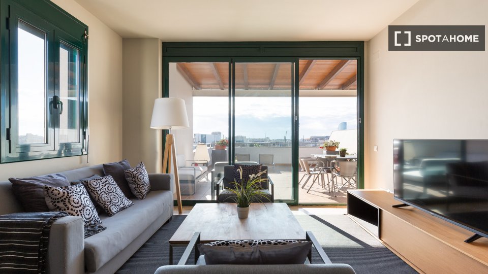 Apartment Barcelona, 4 beds, 105m² — photo 11