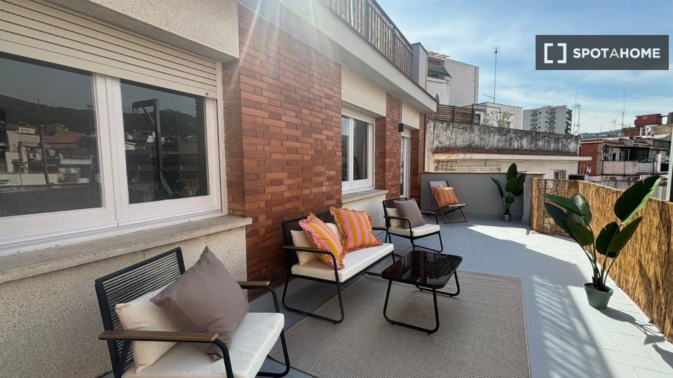 Double room Barcelona, 8 beds, 220m² — photo 14