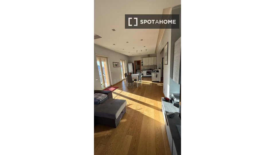 Double room Rome, 3 beds — photo 40