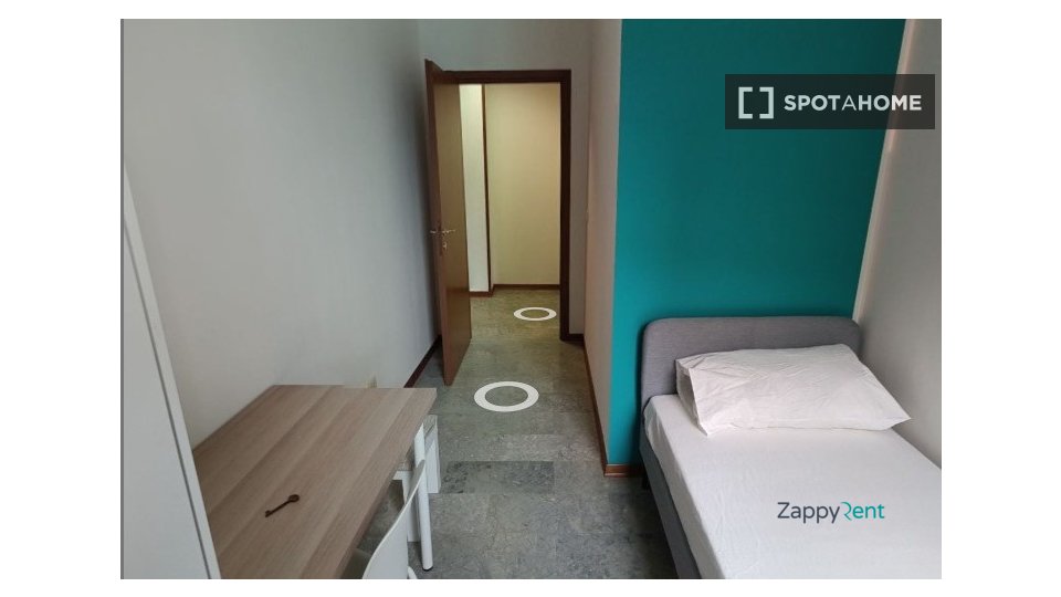 Double room Bologna, 9 beds, 150m² — photo 11
