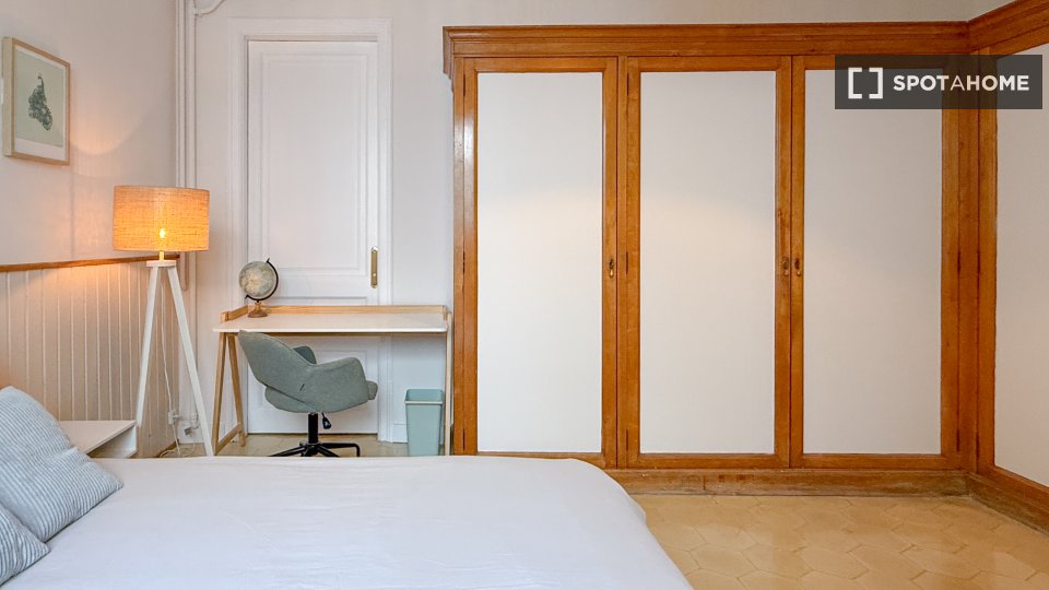 Double room Barcelona, 8 beds, 250m² — photo 42