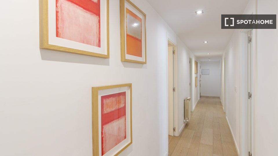 Double room Madrid, 6 beds — photo 70
