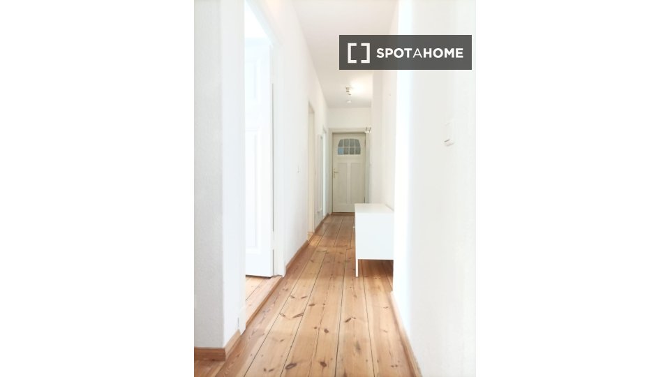 Apartment Berlin, 1 bed, 62m² — photo 16