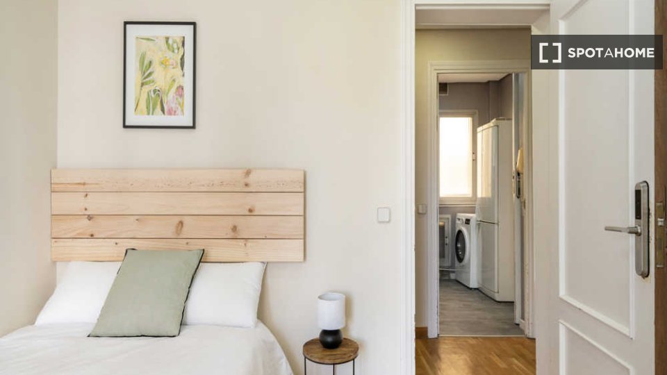 Double room Madrid, 7 beds — photo 63