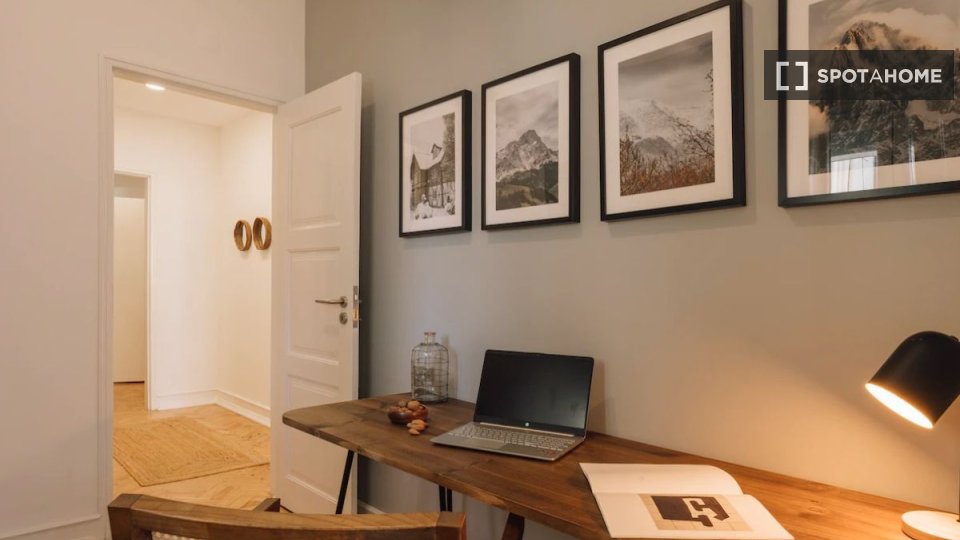Apartment Lisbon, 3 beds — photo 17