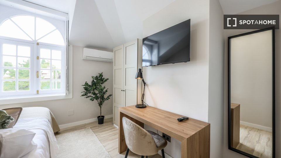 Apartment Madrid, 10 beds — photo 4