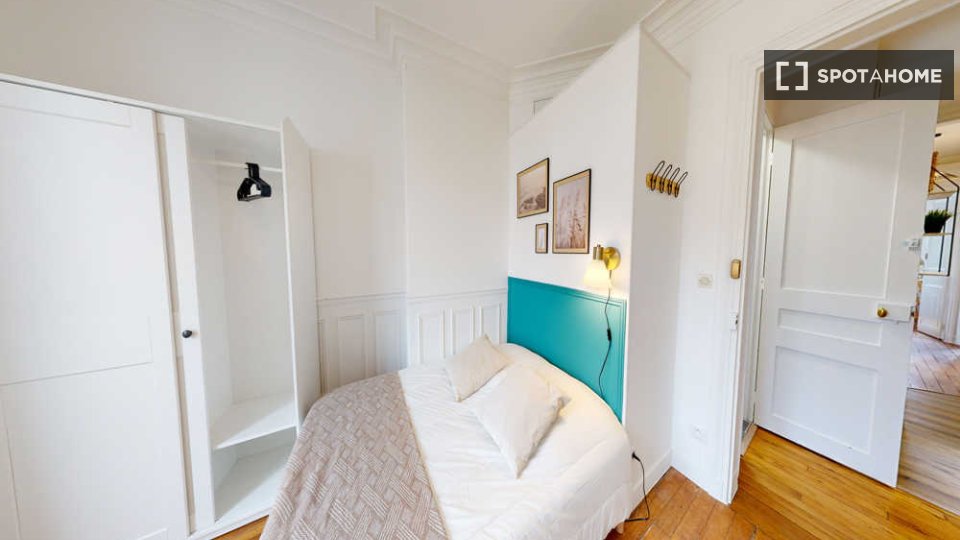 Double room Paris, 9 beds, 160m² — photo 16