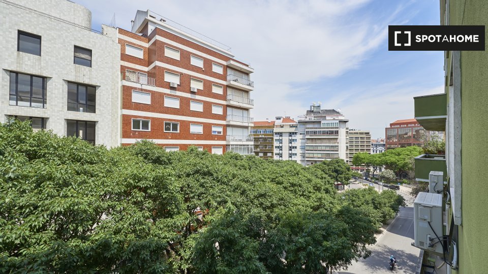 Double room Lisbon, 7 beds, 200m² — photo 14