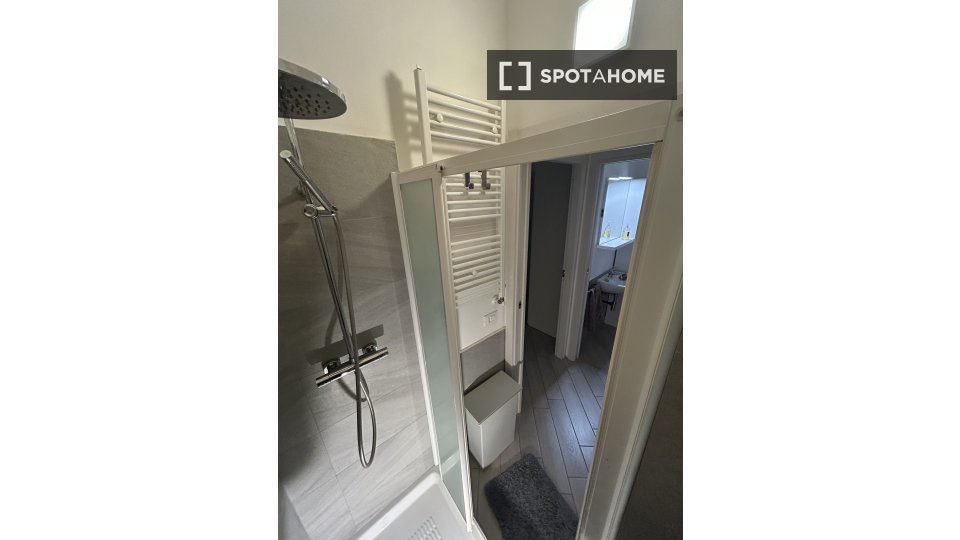 Apartment Milan, 1 bed, 55m² — photo 11