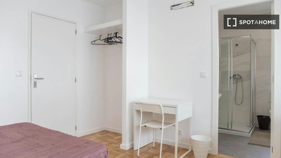 Double room Porto, 14 beds — photo 16