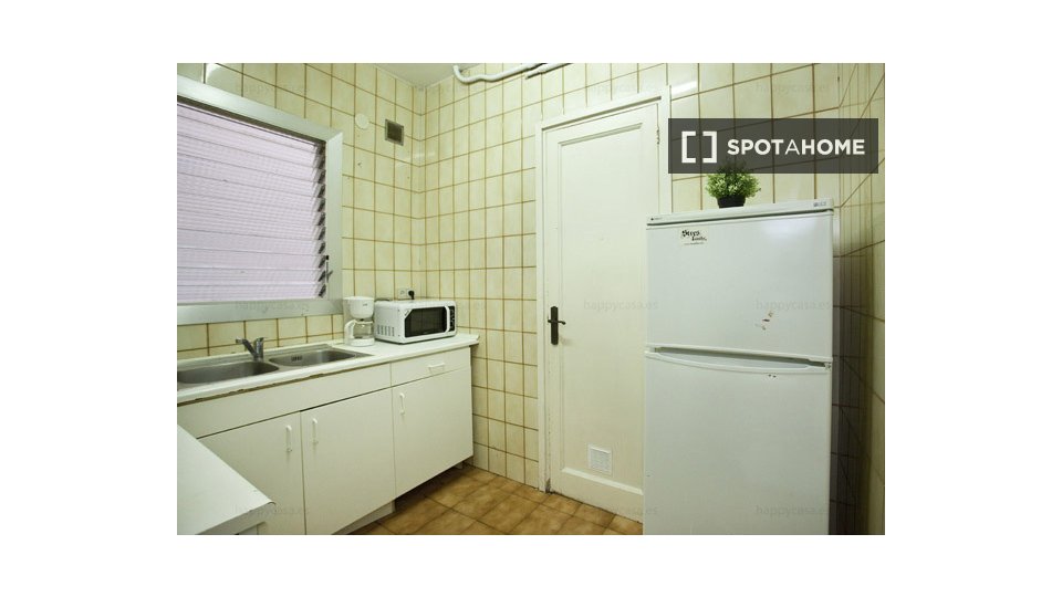 Double room Barcelona, 10 beds — photo 38