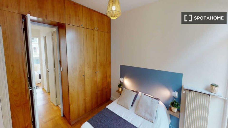 Double room Paris, 4 beds, 80m² — photo 12
