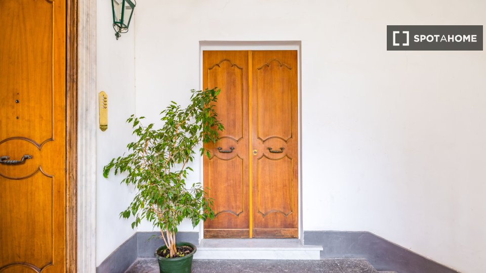 Apartment Naples, 1 bed, 50m² — photo 17