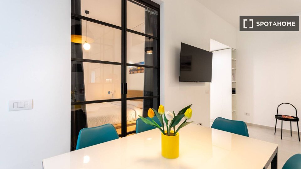 Apartment Milan, 2 beds, 85m² — photo 3
