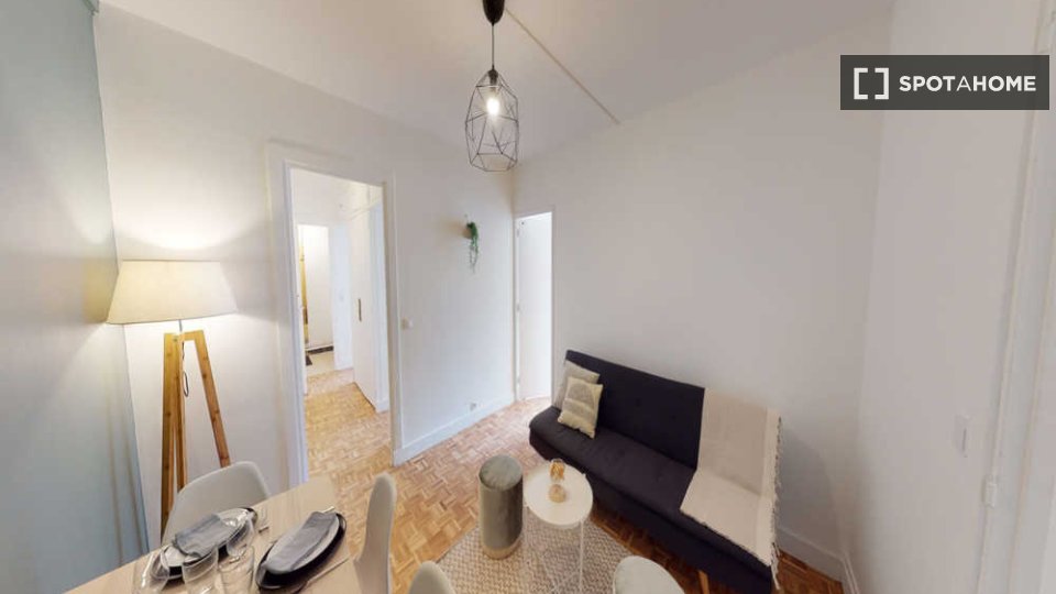 Double room Paris, 4 beds, 80m² — photo 7