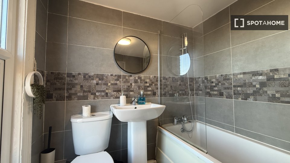 Apartment London, 2 beds, 80m² — photo 11