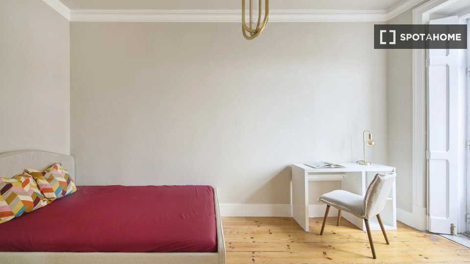 Double room Lisbon, 8 beds — photo 2