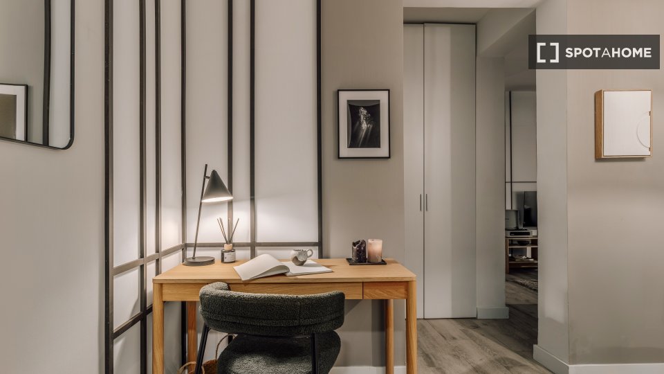 Apartamento de 1 dormitorio en alquiler en Vallehermoso, Madrid