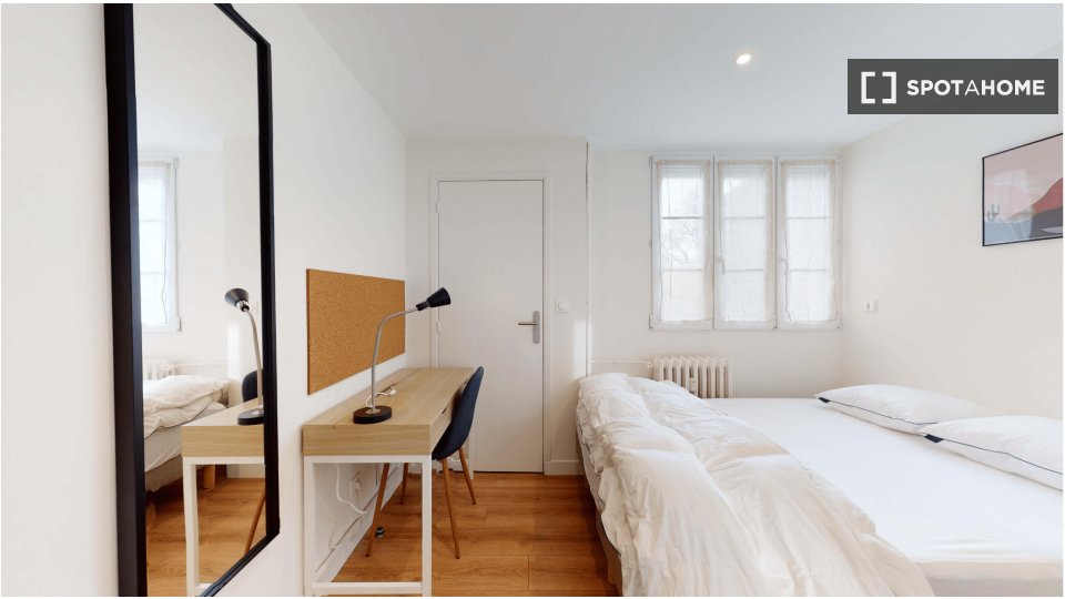 Double room Lille, 12 beds — photo 12