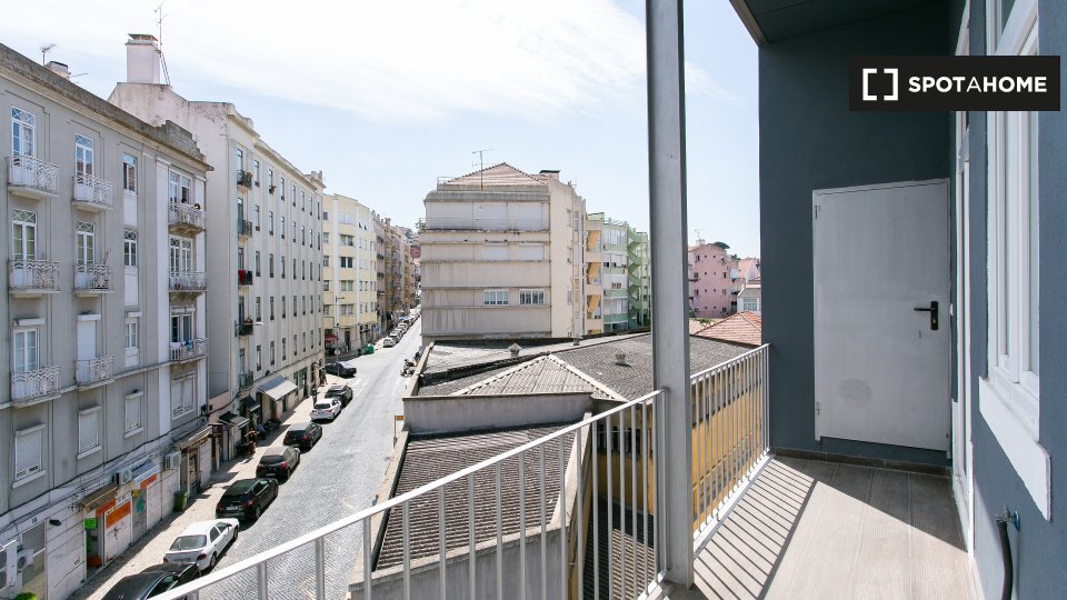 Apartment Lisbon, 7 beds — photo 14
