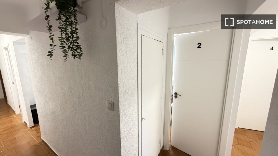 Double room Valencia, 4 beds, 75m² — photo 18