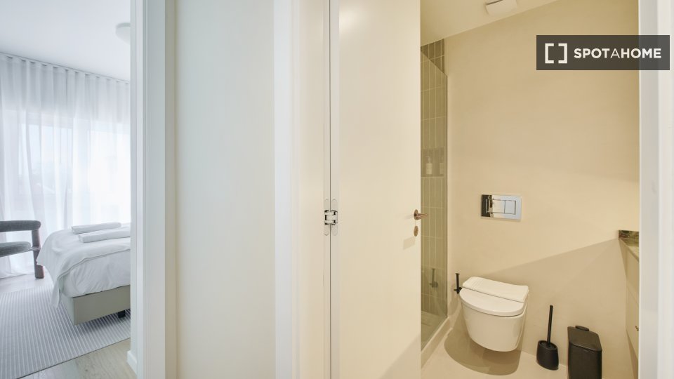 Apartment Lisbon, 1 bed — photo 14