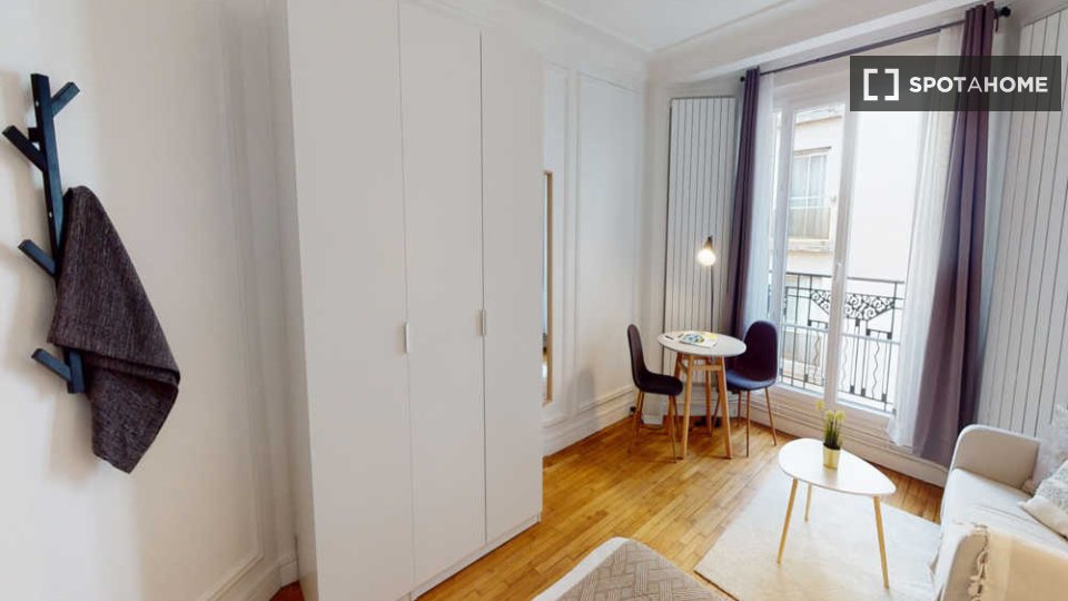 Double room Paris, 6 beds, 90m² — photo 12