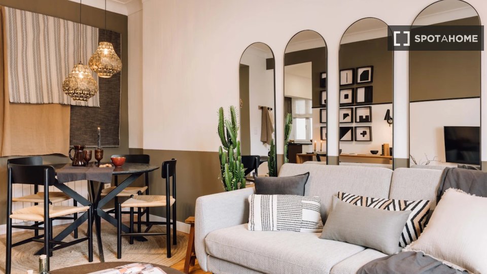 Apartment Lisbon, 2 beds, 66m² — photo 16