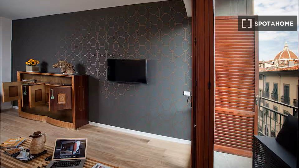 Apartment Florence, 1 bed, 80m² — photo 4