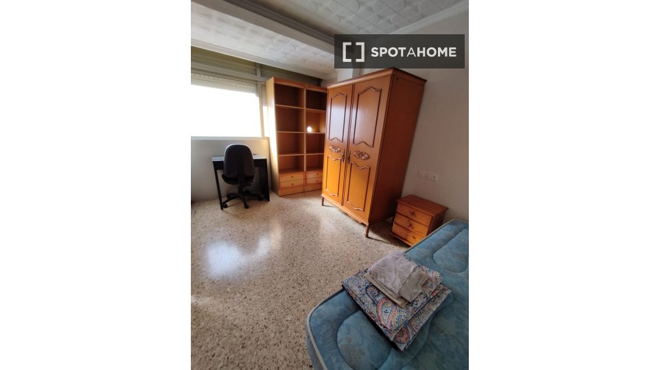 Chambre double Valence, 4 chambres — photo 8