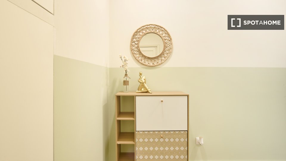 Double room Lisbon, 4 beds — photo 11