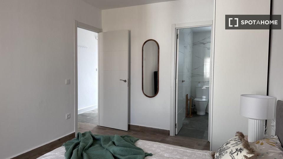 Apartment mono Seville — photo 10